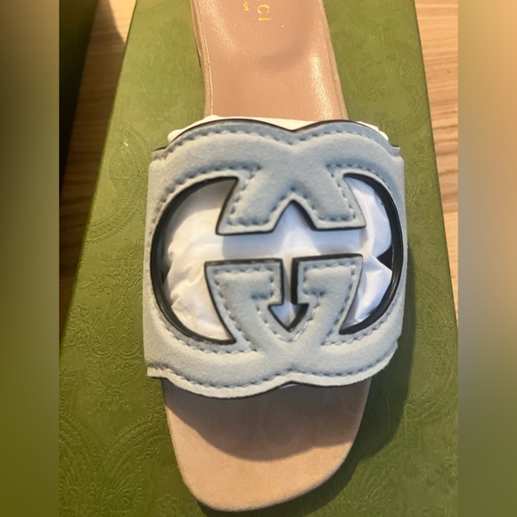 Gucci G cut suede slides in light blue (salvy green) - Picture 8 of 13